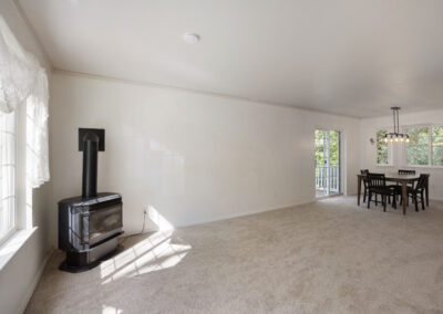 2275 Northlake Wy NW, Bremerton, WA 98312 Lisa Collier, Realtor