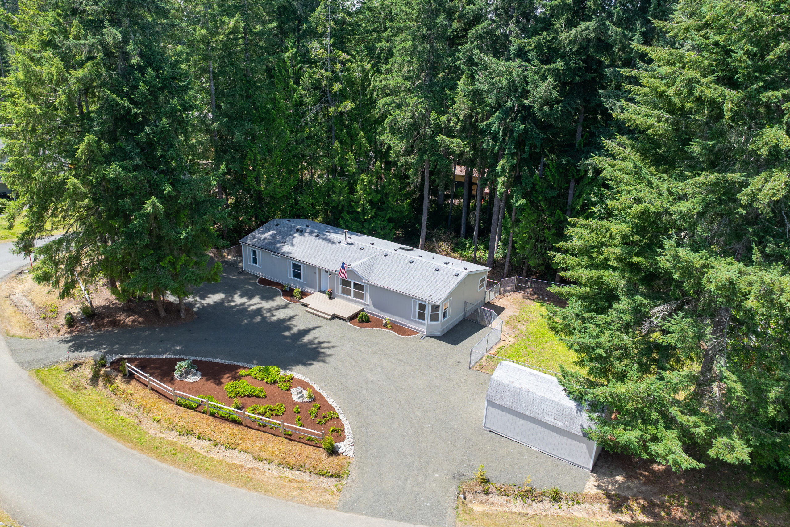 Lisa Collier Realtor 21 E Willopa Rd,Shelton, WA